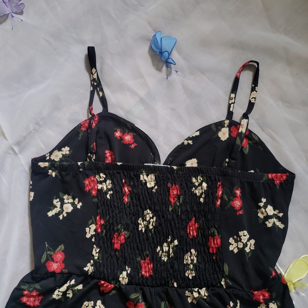 Jumpsuit - Picture 4 of 4